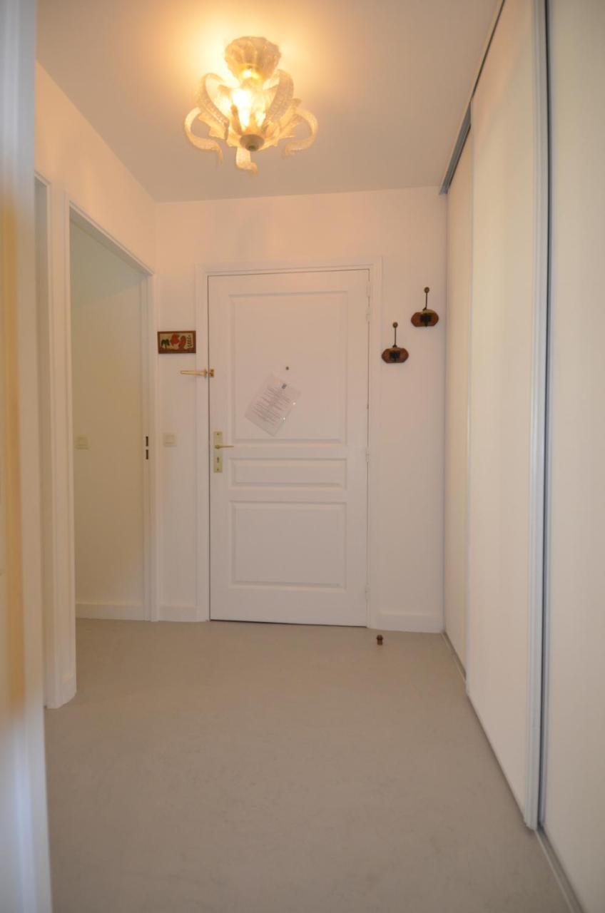Appartement 3 Personnes Avec Coin Nuit Avec Terrasse Et Parking Quartier Du Port De Nice Luaran gambar