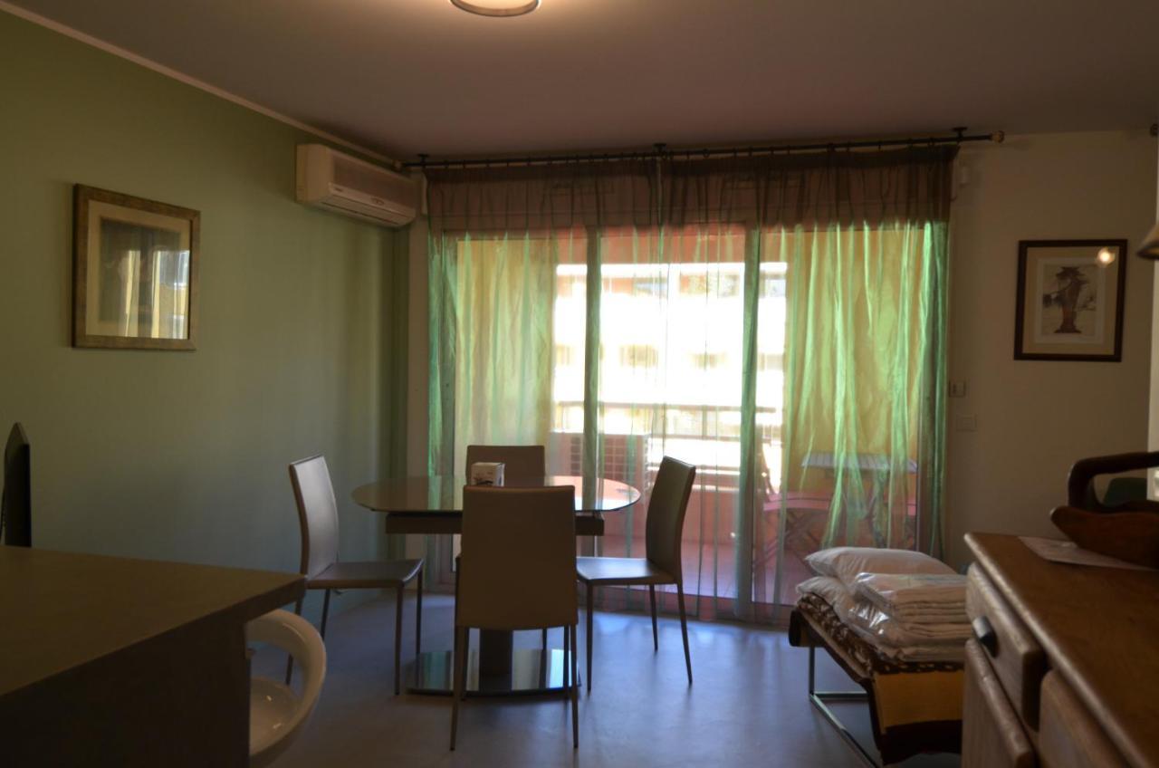 Appartement 3 Personnes Avec Coin Nuit Avec Terrasse Et Parking Quartier Du Port De Nice Luaran gambar